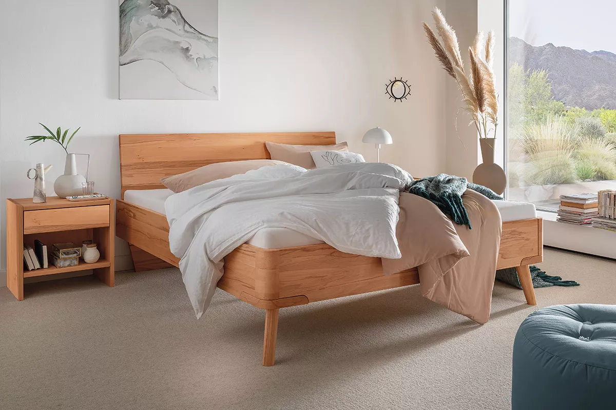 Massivholzbett EBENSEE in Kernbuche mit Nachtkästchen 6